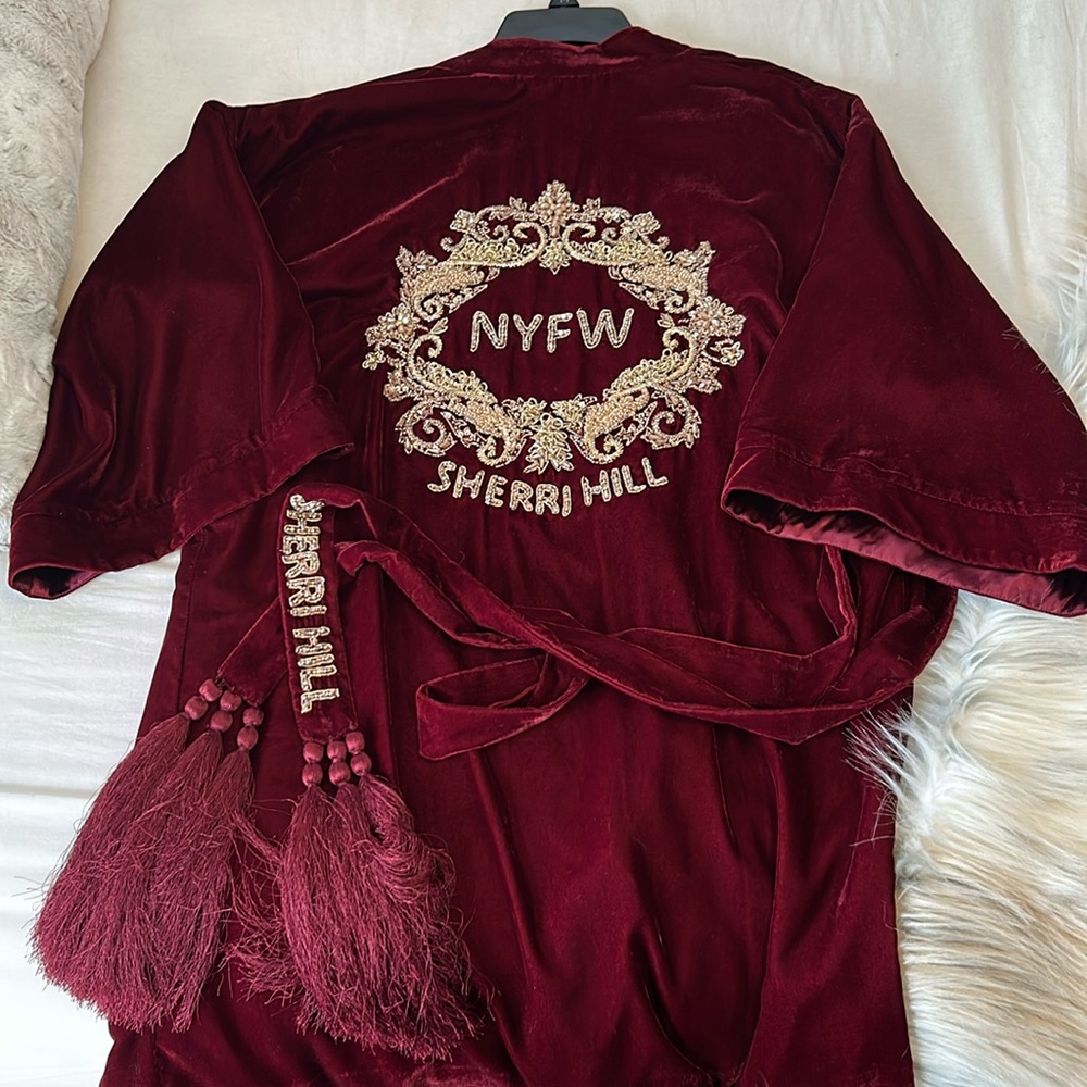 Sherri hill NYFW robe